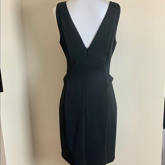 Guess Los Angeles Dress EUC - Picture 2 of 9